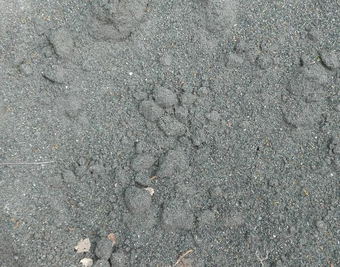 Kivituhka, saumaus tummanharmaa 0-3mm